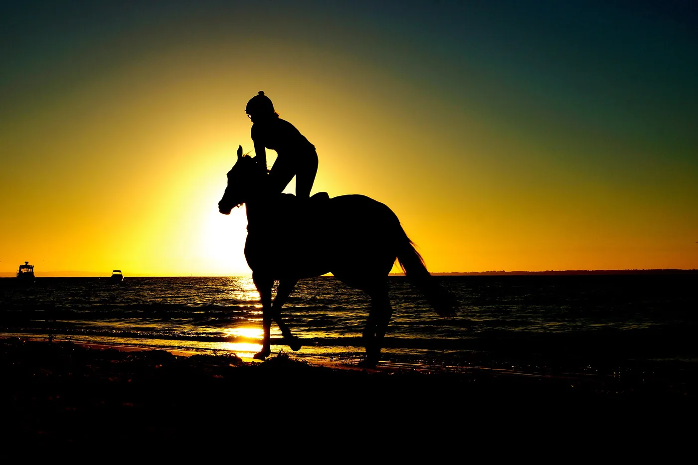 Pôr do sol a cavalo + Fonte do Céu